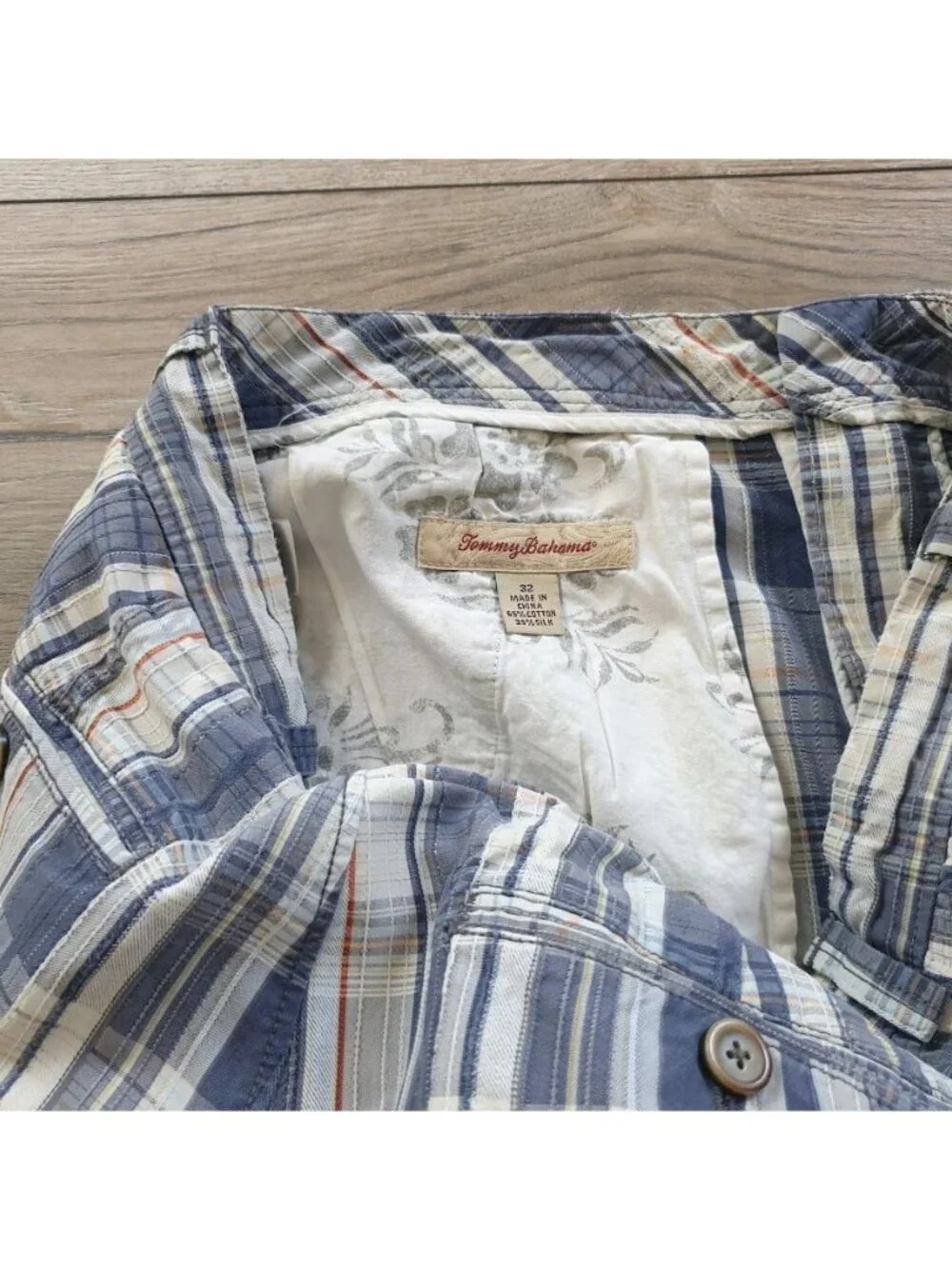 Tommy Bahama Mens Plaid Bermuda Shorts Blue White Orange Size 32 Casual Beach